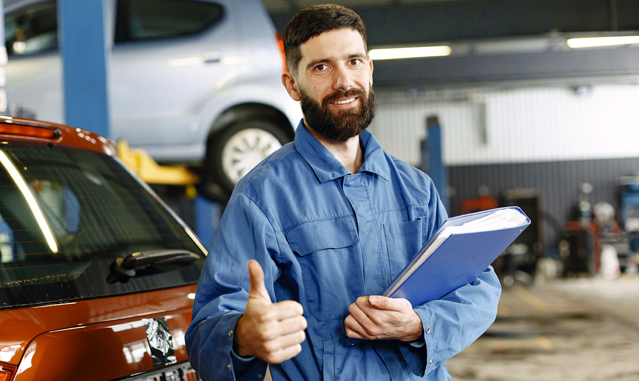 How to change your car's air filter - Campaspe Glass & Glazing | Echuca